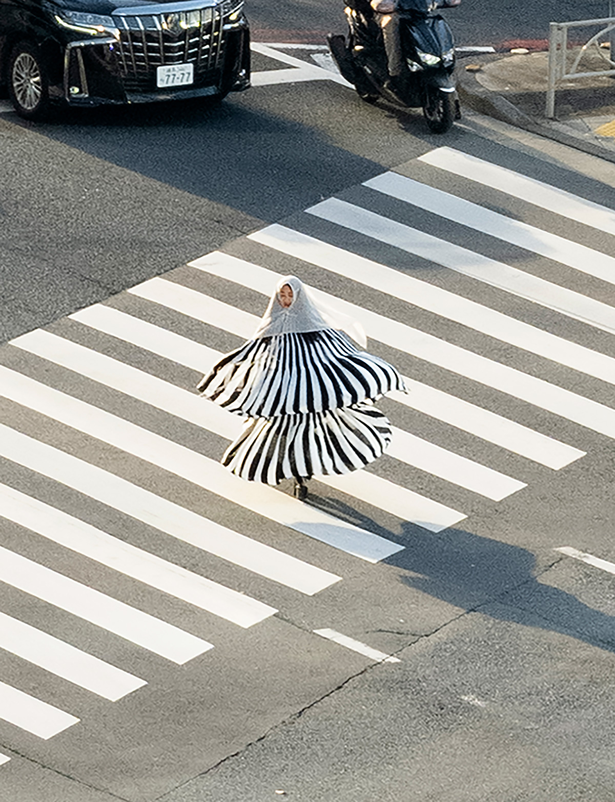 Cropped Reina Passage Pieton DSF3785 Copie 2