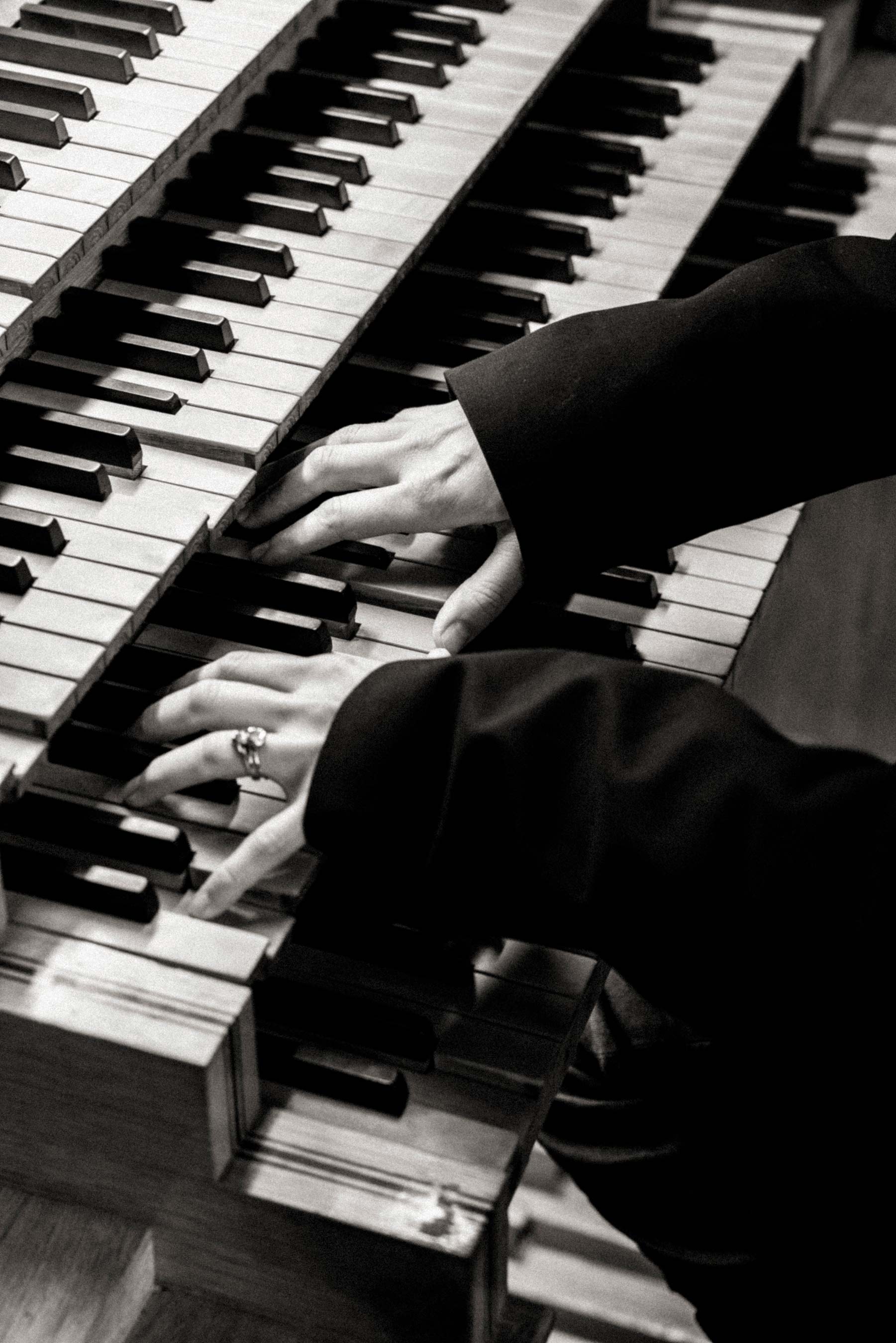 2 KALI MALONE BY VICTOR ROBYN Digital 2 3 4