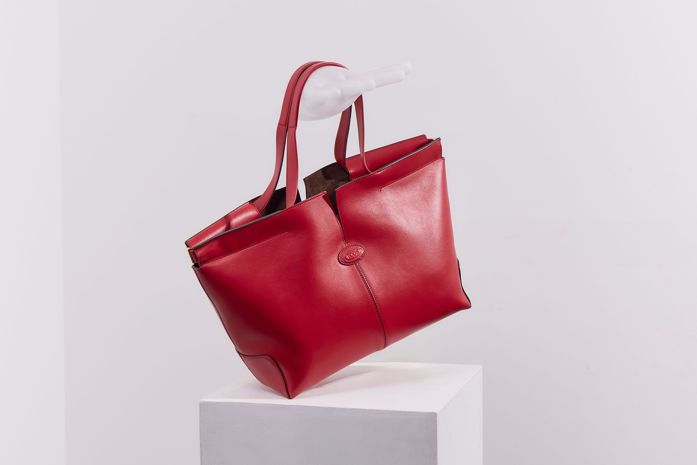 TANK Spring 2025 Bags Tods 1506