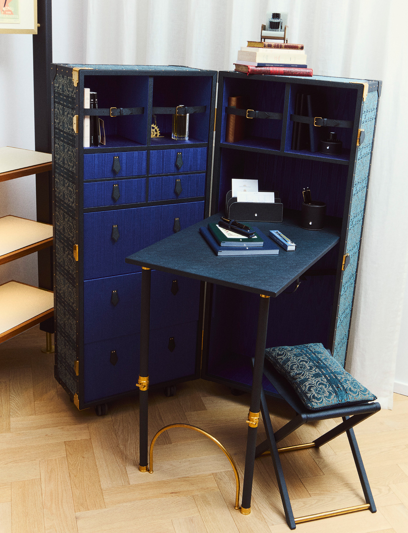 020 069 Front Things74