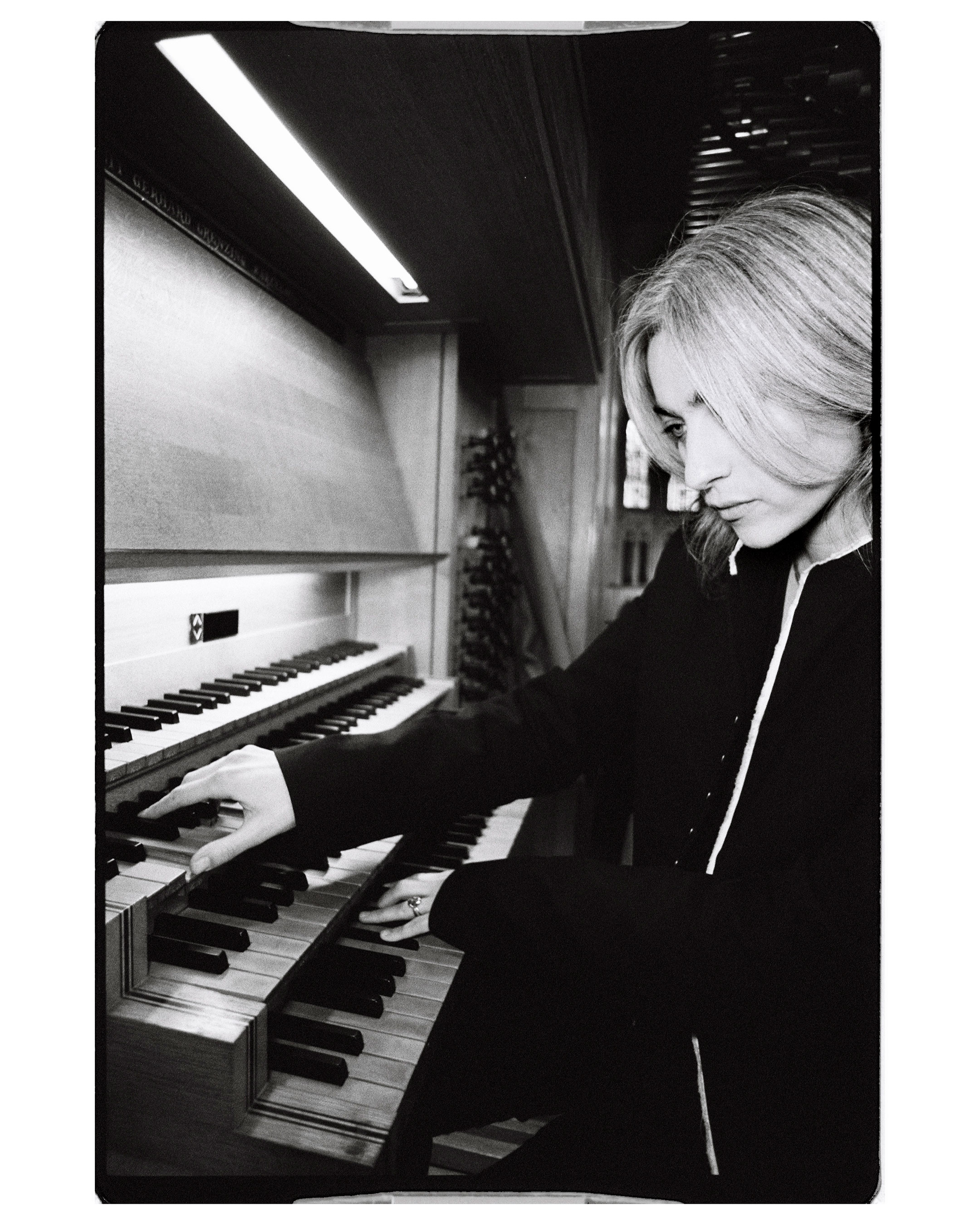 5 KALI MALONE BY VICTOR ROBYN 35Mm 06